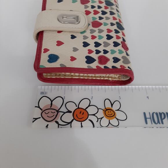Fossil Mini Pocket Wallet Y2K Hearts Pink Leather Bifold Travel Card Case Snap - Picture 8 of 8